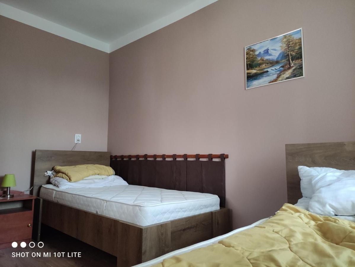Rákóczi Vendégház Poroszló Exterior foto