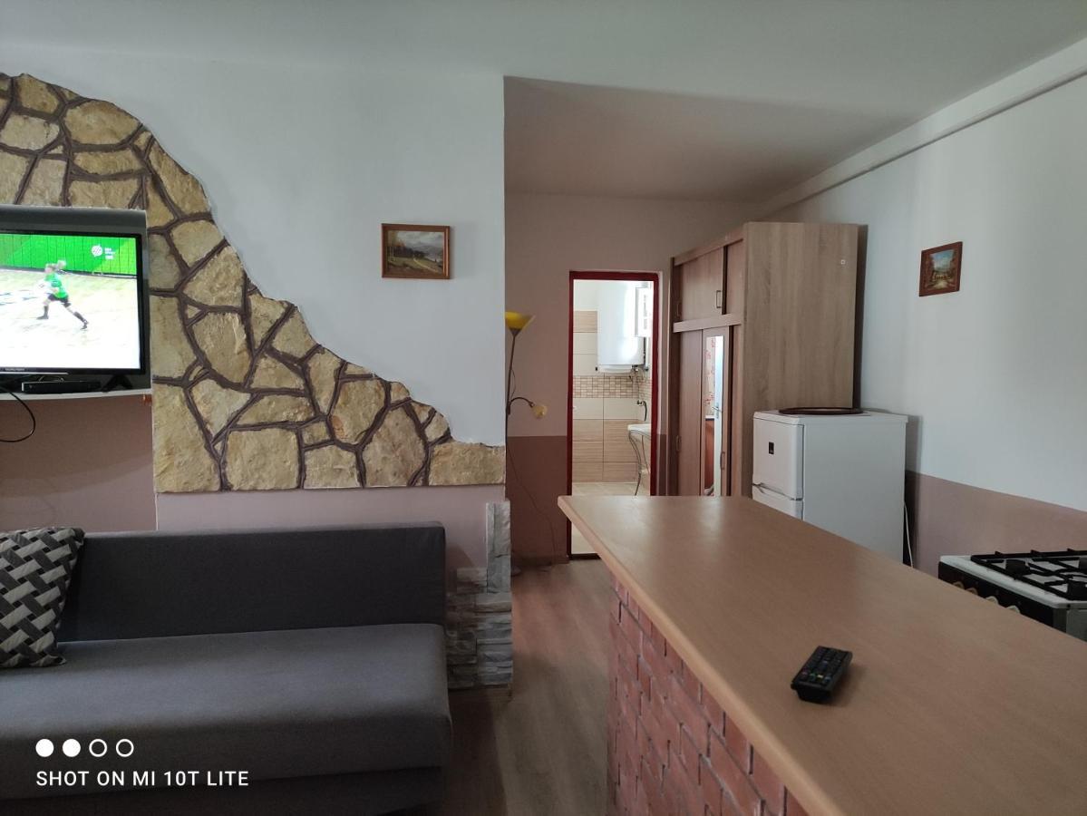 Rákóczi Vendégház Poroszló Exterior foto