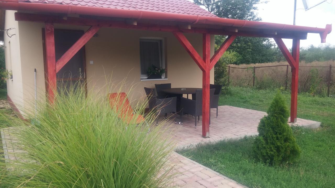 Rákóczi Vendégház Poroszló Exterior foto